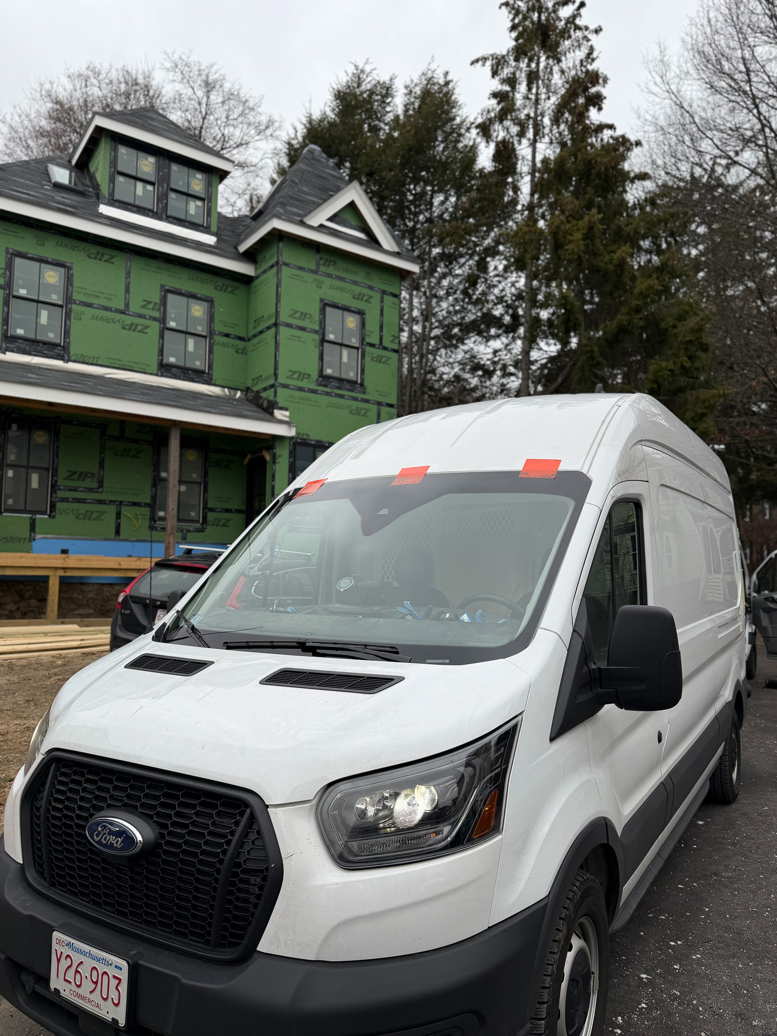 Expert windshield installation